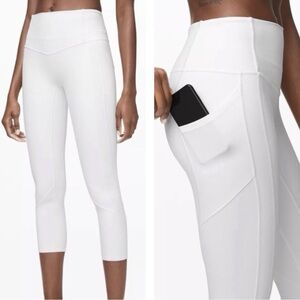 Lululemon Women US6 White High Rise All The Right Places
Crop Legging Athleisure
